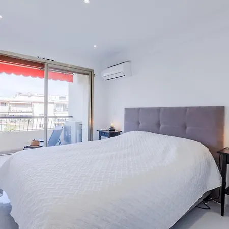 Apartment 1-br 5 Min On Foot From The Croisette Cannes