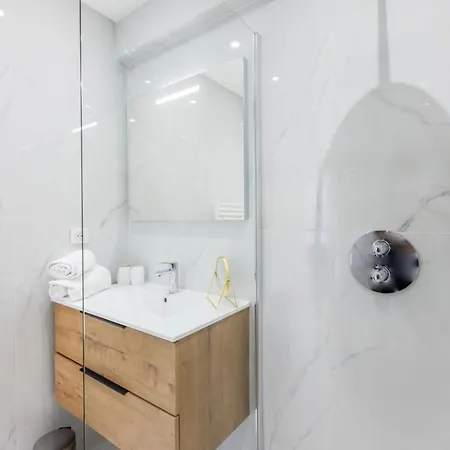 1-br 5 Min On Foot From The Croisette *